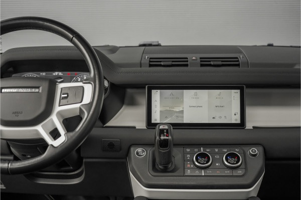 Land Rover Defender 110 2.0 P400e Pano HUD ACC Stuur & Stoelverw