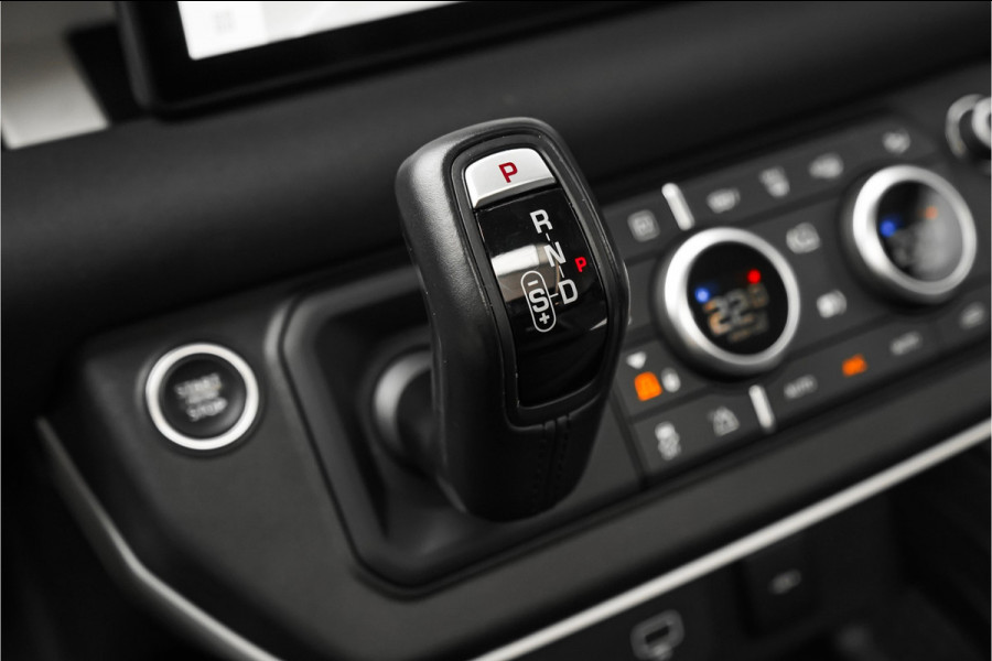 Land Rover Defender 110 2.0 P400e Pano HUD ACC Stuur & Stoelverw