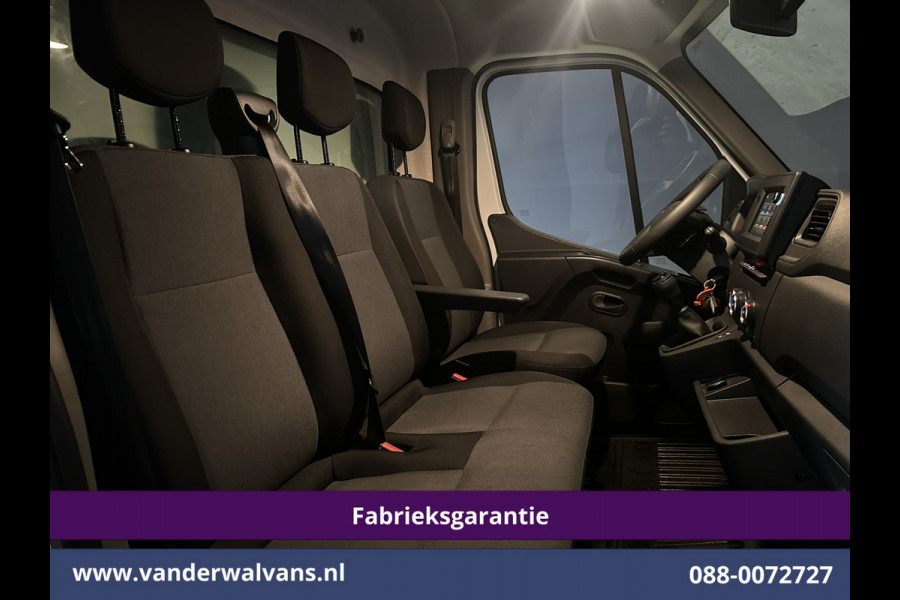 Renault Master 2.3 dCi 146pk Bakwagen 222cm hoog Laadklep Euro6 Fabrieksgarantie Airco | Camera | Navigatie | Cruisecontrol | LED Bijrijdersbank