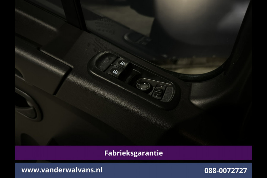 Renault Master 2.3 dCi 146pk Bakwagen 222cm hoog Laadklep Euro6 Fabrieksgarantie Airco | Camera | Navigatie | Cruisecontrol | LED Bijrijdersbank