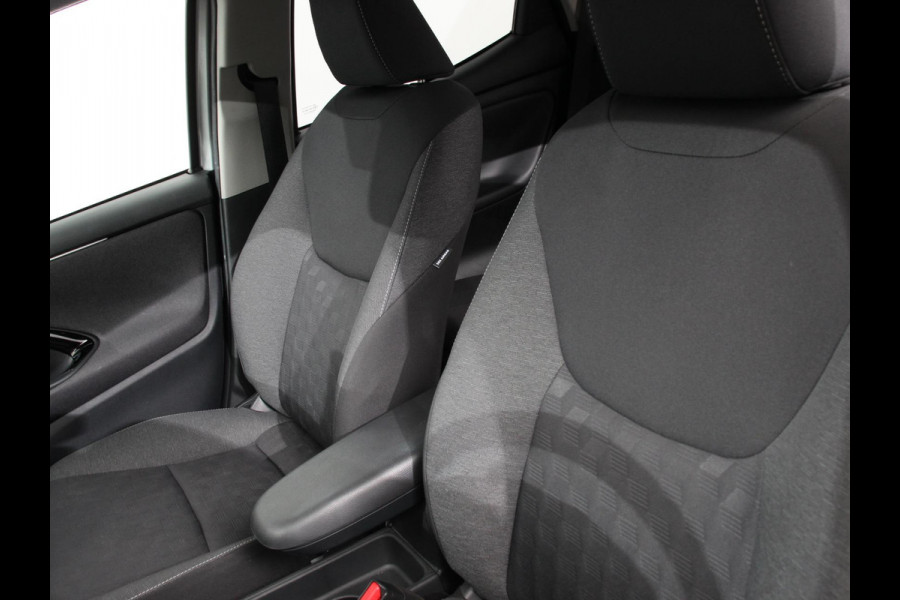 Toyota Yaris 1.5 Hybrid Dynamic Automaat | Navigatie | Climate control | Cruise control adaptive | LED | Achteruitrijcamera | Lane assist | Apple Carplay/ Android Auto | Keyless start