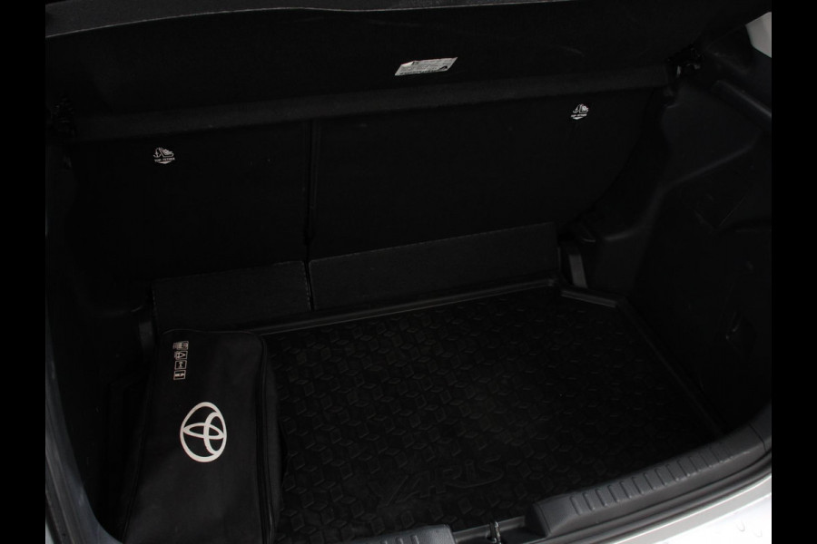 Toyota Yaris 1.5 Hybrid Dynamic Automaat | Navigatie | Climate control | Cruise control adaptive | LED | Achteruitrijcamera | Lane assist | Apple Carplay/ Android Auto | Keyless start