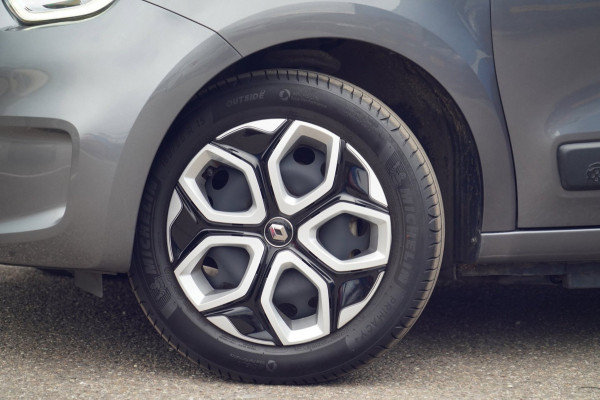 Renault Twingo Z.E. R80 E-Tech Equilibre 22 kWh / SOH 96% / 22dkm NAP / 1e Eigenaar / Climate