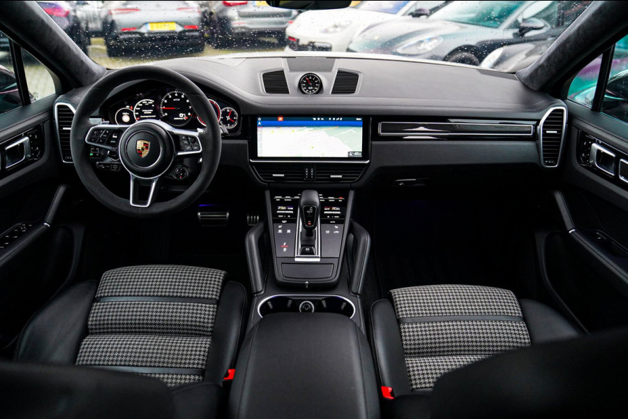Porsche Cayenne Coupé 4.0 GTS | Carbon | 360 Camera | Head Up Display | Lightweight | Sport Chrono