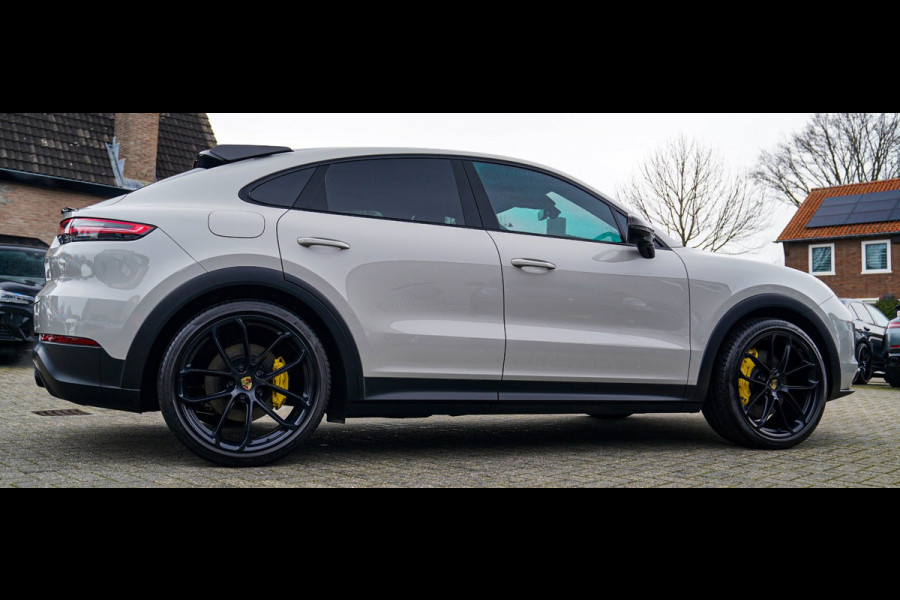 Porsche Cayenne Coupé 4.0 GTS | Carbon | 360 Camera | Head Up Display | Lightweight | Sport Chrono