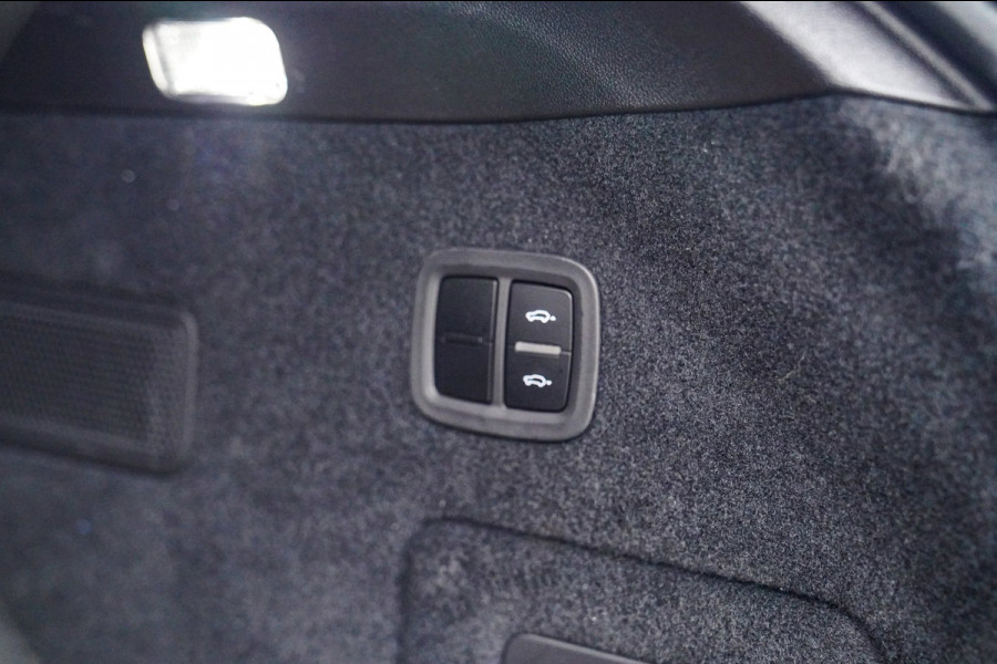 Porsche Cayenne Coupé 4.0 GTS | Carbon | 360 Camera | Head Up Display | Lightweight | Sport Chrono