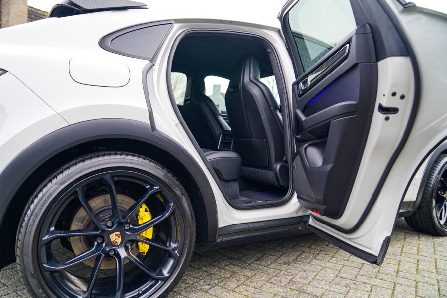 Porsche Cayenne Coupé 4.0 GTS | Carbon | 360 Camera | Head Up Display | Lightweight | Sport Chrono