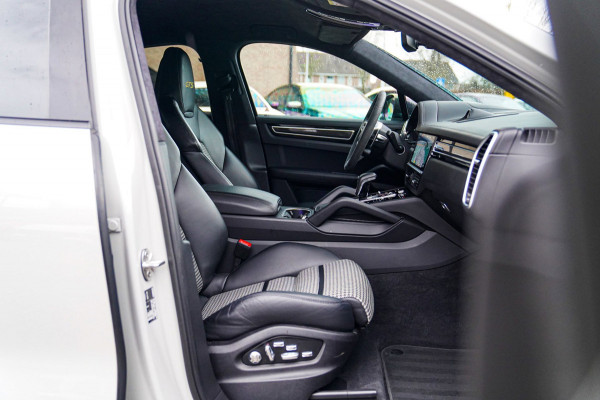 Porsche Cayenne Coupé 4.0 GTS | Carbon | 360 Camera | Head Up Display | Lightweight | Sport Chrono