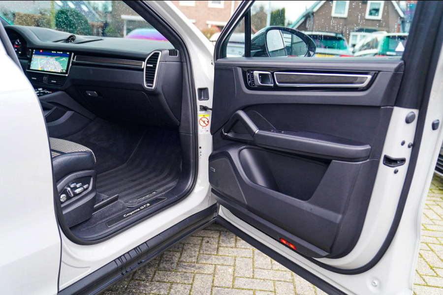 Porsche Cayenne Coupé 4.0 GTS | Carbon | 360 Camera | Head Up Display | Lightweight | Sport Chrono