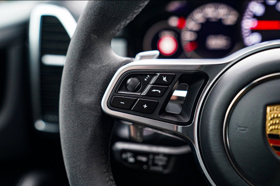 Porsche Cayenne Coupé 4.0 GTS | Carbon | 360 Camera | Head Up Display | Lightweight | Sport Chrono