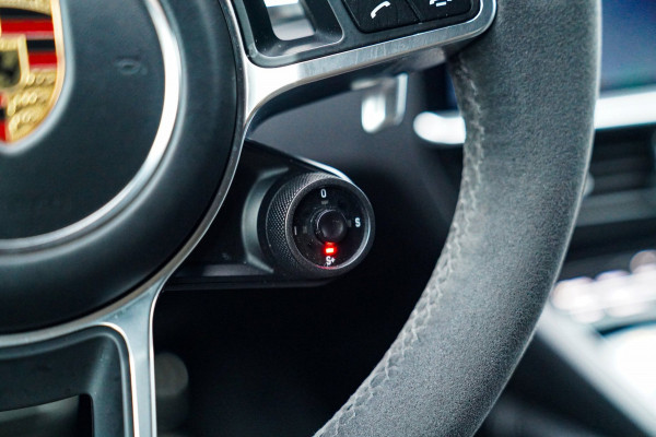 Porsche Cayenne Coupé 4.0 GTS | Carbon | 360 Camera | Head Up Display | Lightweight | Sport Chrono