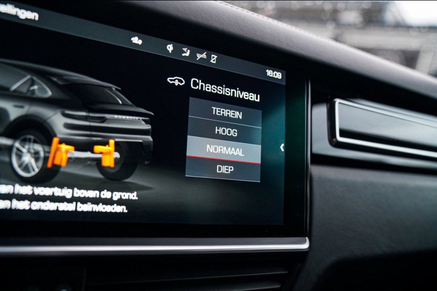 Porsche Cayenne Coupé 4.0 GTS | Carbon | 360 Camera | Head Up Display | Lightweight | Sport Chrono