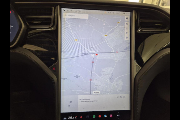 Tesla Model S 75D Base Pano Leder