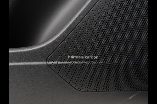 Kia Niro 1.6 GDi Hybrid ExecutiveLine | Schuifdak | Stoel en stuurverwarming |