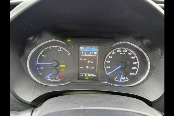 Toyota Yaris 1.5 Hybrid Executive | Stoelverwarming | Panoramadak | Navigatie |