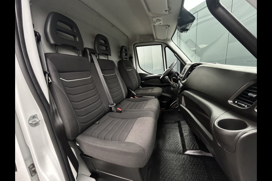 Iveco Daily 35S14V 2.3 136 PK / L2H2 / 270 A DEUREN / 3.5T TREKHAAK / 45.331 KM !! / AIRCO / BLUETOOTH
