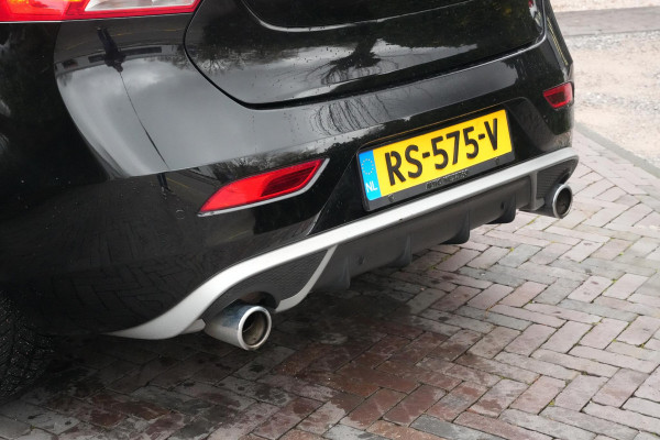 Volvo V40 2.0 T4 Business Sport R Design Stoelverw. Leer/Alcantara Digitale Teller Cruise PDC