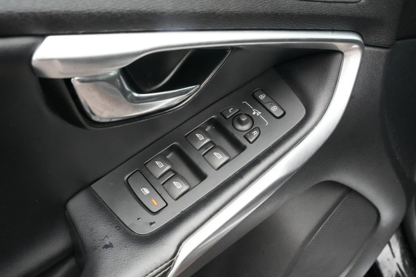 Volvo V40 2.0 T4 Business Sport R Design Stoelverw. Leer/Alcantara Digitale Teller Cruise PDC