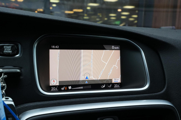 Volvo V40 2.0 T4 Business Sport R Design Stoelverw. Leer/Alcantara Digitale Teller Cruise PDC