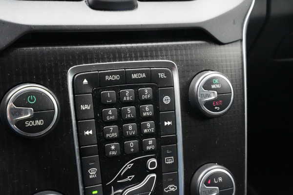 Volvo V40 2.0 T4 Business Sport R Design Stoelverw. Leer/Alcantara Digitale Teller Cruise PDC