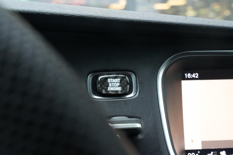 Volvo V40 2.0 T4 Business Sport R Design Stoelverw. Leer/Alcantara Digitale Teller Cruise PDC