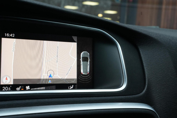 Volvo V40 2.0 T4 Business Sport R Design Stoelverw. Leer/Alcantara Digitale Teller Cruise PDC