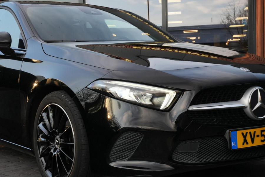 Mercedes-Benz A-Klasse 160 Ambient LED Leer/Stof Camera