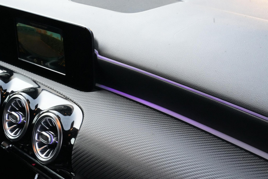 Mercedes-Benz A-Klasse 160 Ambient LED Leer/Stof Camera