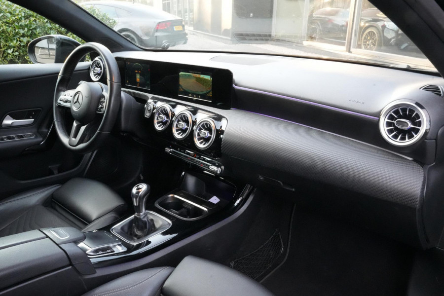Mercedes-Benz A-Klasse 160 Ambient LED Leer/Stof Camera