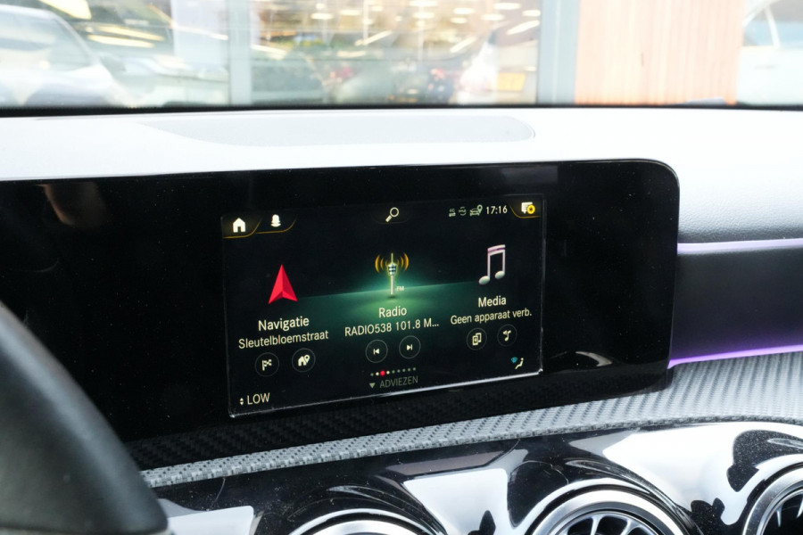 Mercedes-Benz A-Klasse 160 Ambient LED Leer/Stof Camera
