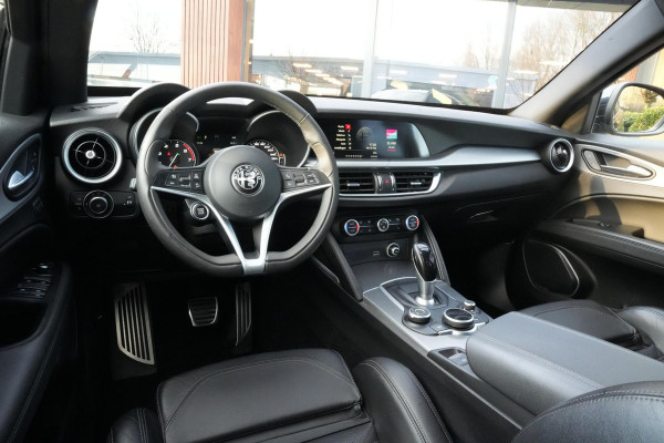 Alfa Romeo Stelvio 2.0 T AWD Super Keyless Leer Memory Stuurverw. DAB+ Camera