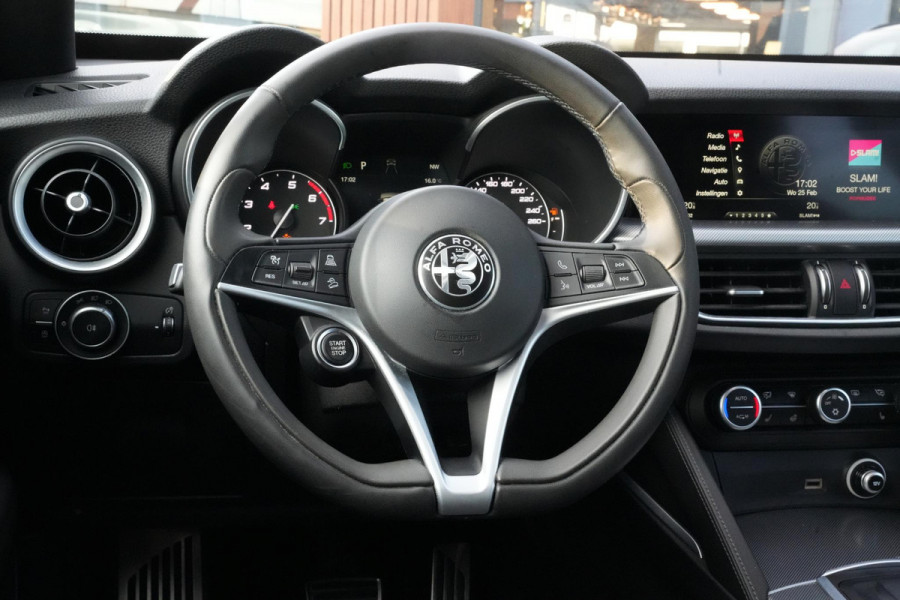 Alfa Romeo Stelvio 2.0 T AWD Super Keyless Leer Memory Stuurverw. DAB+ Camera