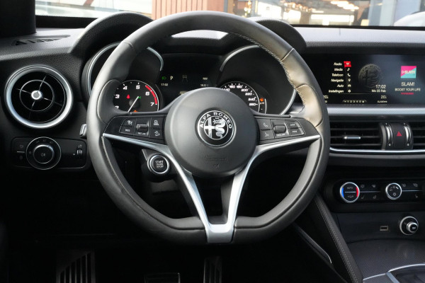 Alfa Romeo Stelvio 2.0 T AWD Super Keyless Leer Memory Stuurverw. DAB+ Camera