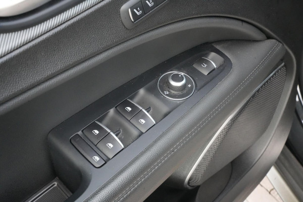 Alfa Romeo Stelvio 2.0 T AWD Super Keyless Leer Memory Stuurverw. DAB+ Camera