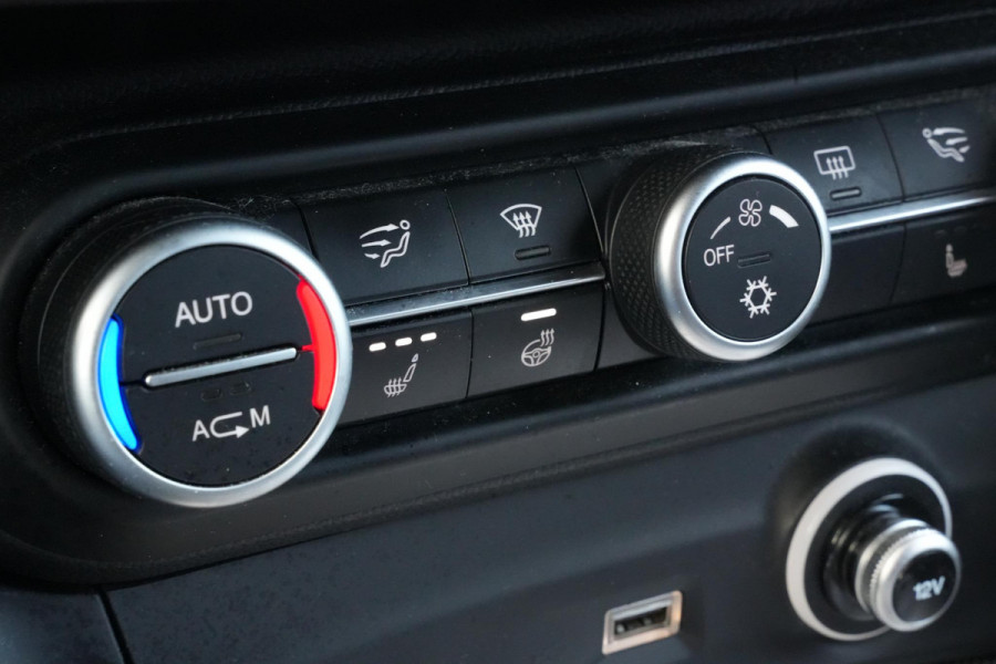 Alfa Romeo Stelvio 2.0 T AWD Super Keyless Leer Memory Stuurverw. DAB+ Camera