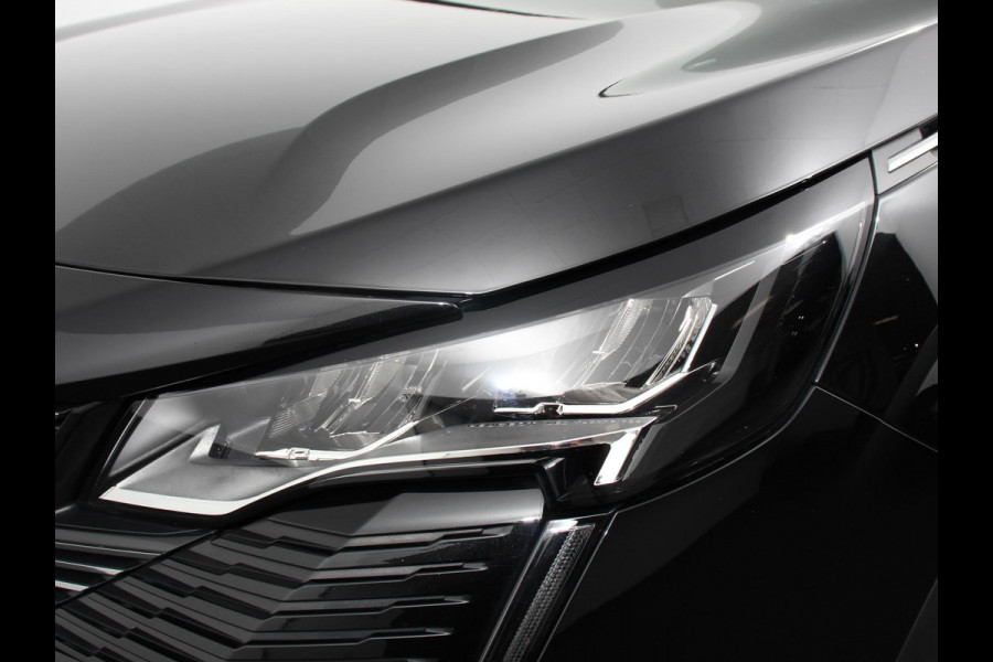 Peugeot 3008 1.2 PureTech Automaat Allure | Climate control | Adaptive cruise control | Camera | Parkeersensoren | Verwarmde voorstoelen | LED | Navigatie | Apple Carplay/ Android Auto
