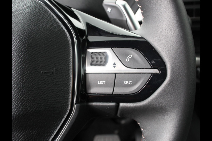 Peugeot 3008 1.2 PureTech Automaat Allure | Climate control | Adaptive cruise control | Camera | Parkeersensoren | Verwarmde voorstoelen | LED | Navigatie | Apple Carplay/ Android Auto