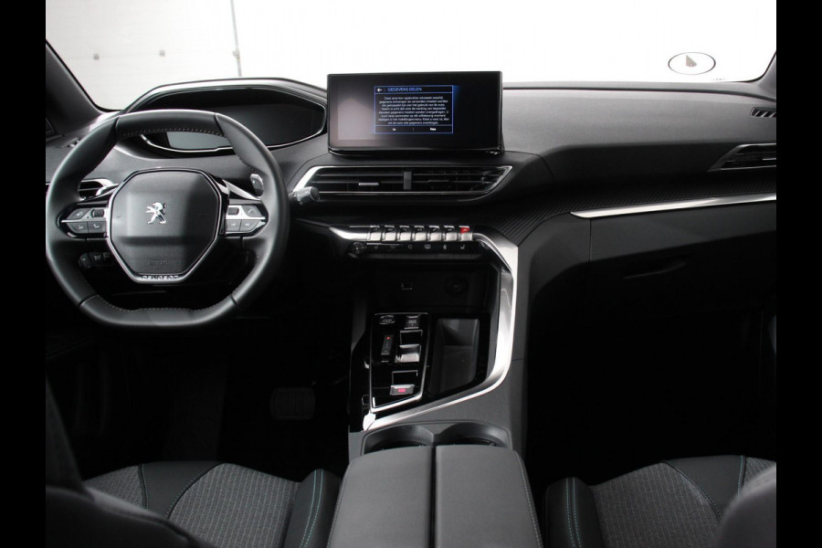 Peugeot 3008 1.2 PureTech Automaat Allure | Climate control | Adaptive cruise control | Camera | Parkeersensoren | Verwarmde voorstoelen | LED | Navigatie | Apple Carplay/ Android Auto