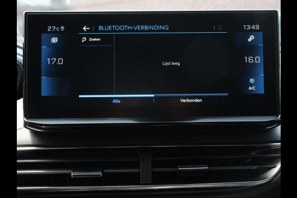 Peugeot 3008 1.2 PureTech Automaat Allure | Climate control | Adaptive cruise control | Camera | Parkeersensoren | Verwarmde voorstoelen | LED | Navigatie | Apple Carplay/ Android Auto