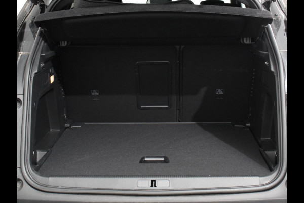 Peugeot 3008 1.2 PureTech Automaat Allure | Climate control | Adaptive cruise control | Camera | Parkeersensoren | Verwarmde voorstoelen | LED | Navigatie | Apple Carplay/ Android Auto