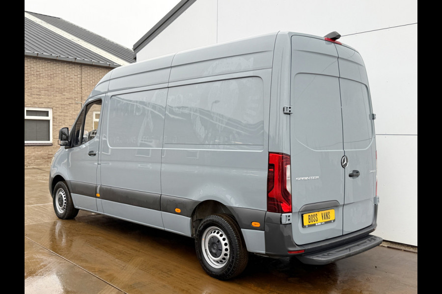 Mercedes-Benz Sprinter 215 1.9 CDI L2H2 LED MBUX Climate Control Cruise Control Camera Carplay Lucht geveerde stoel