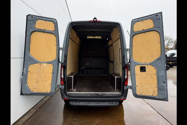 Mercedes-Benz Sprinter 215 1.9 CDI L2H2 LED MBUX Climate Control Cruise Control Camera Carplay Lucht geveerde stoel