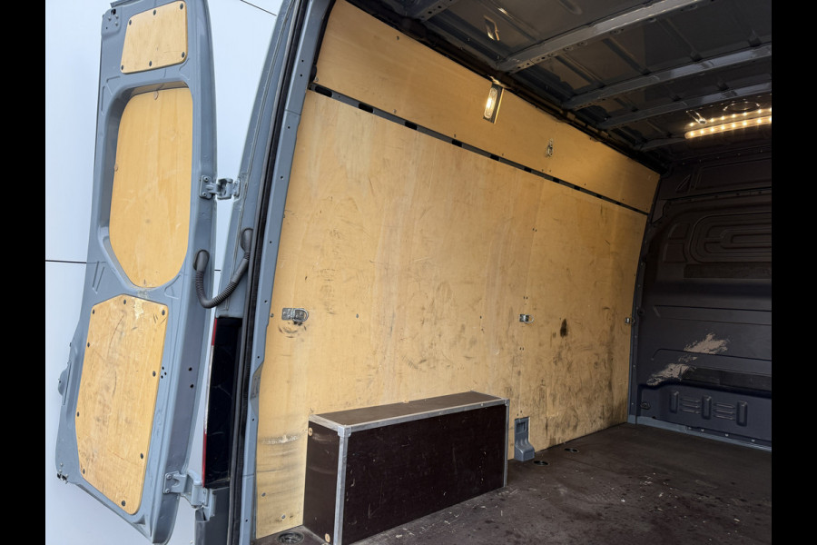 Mercedes-Benz Sprinter 215 1.9 CDI L2H2 LED MBUX Climate Control Cruise Control Camera Carplay Lucht geveerde stoel