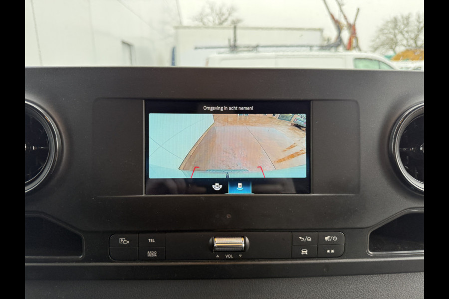 Mercedes-Benz Sprinter 215 1.9 CDI L2H2 LED MBUX Climate Control Cruise Control Camera Carplay Lucht geveerde stoel