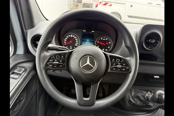 Mercedes-Benz Sprinter 215 1.9 CDI L2H2 LED MBUX Climate Control Cruise Control Camera Carplay Lucht geveerde stoel