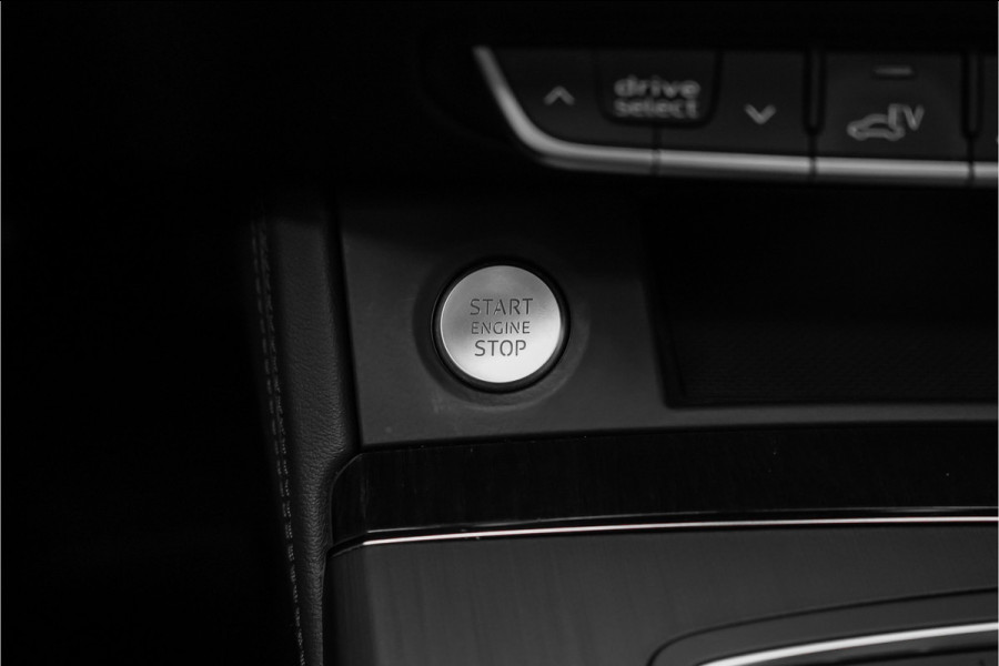 Audi Q5 50 TFSI e Quattro S Edition Pano Luchtvering Camera Trekhaak 22"