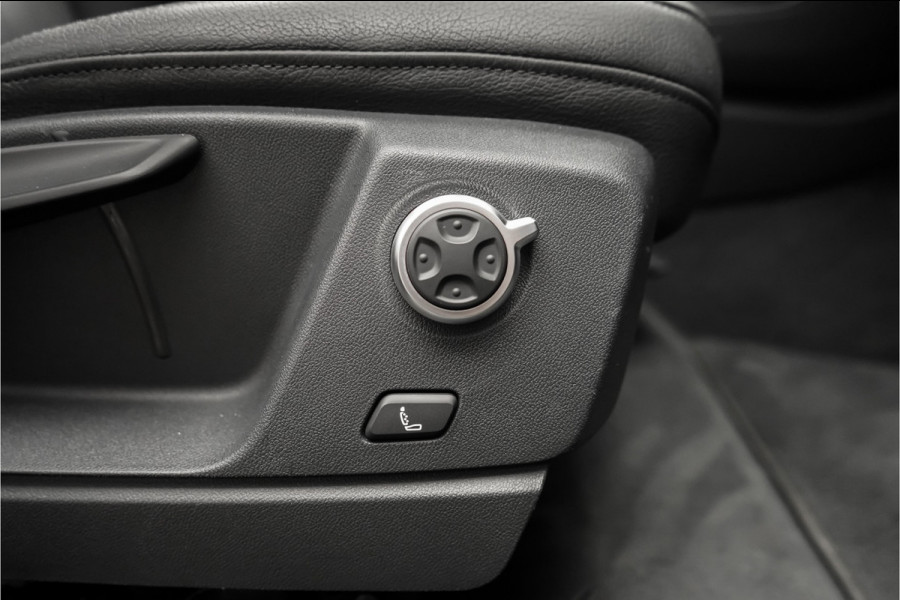 Audi Q5 50 TFSI e Quattro S Edition Pano Luchtvering Camera Trekhaak 22"