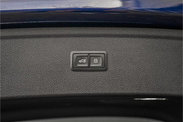Audi Q5 50 TFSI e Quattro S Edition Pano Luchtvering Camera Trekhaak 22"