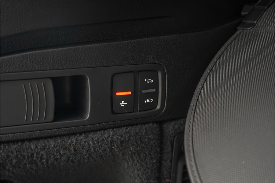 Audi Q5 50 TFSI e Quattro S Edition Pano Luchtvering Camera Trekhaak 22"