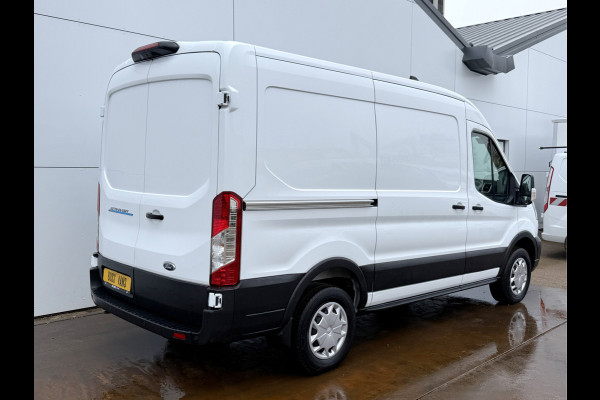 Ford E-Transit 68kWh 184PK L2H2 317km WLTP 97.0% (SOH) BEV Snelladen Climate Control Cruise Control Navigatie Carplay